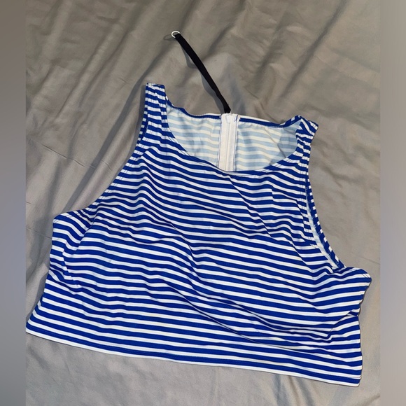 Cup She two piece bathing suit - Picture 2 of 4